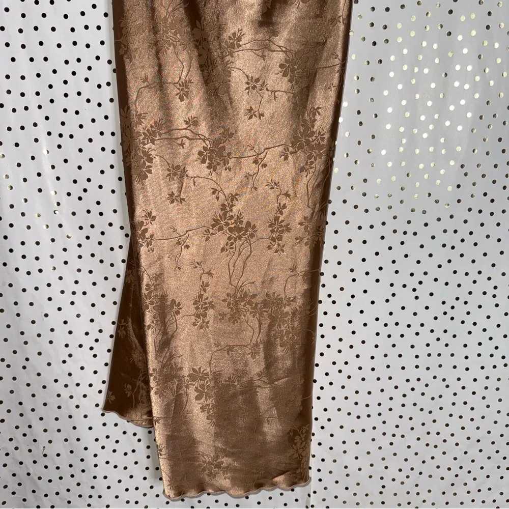 Elegant Floral Slip Dress - Picture 3 of 7